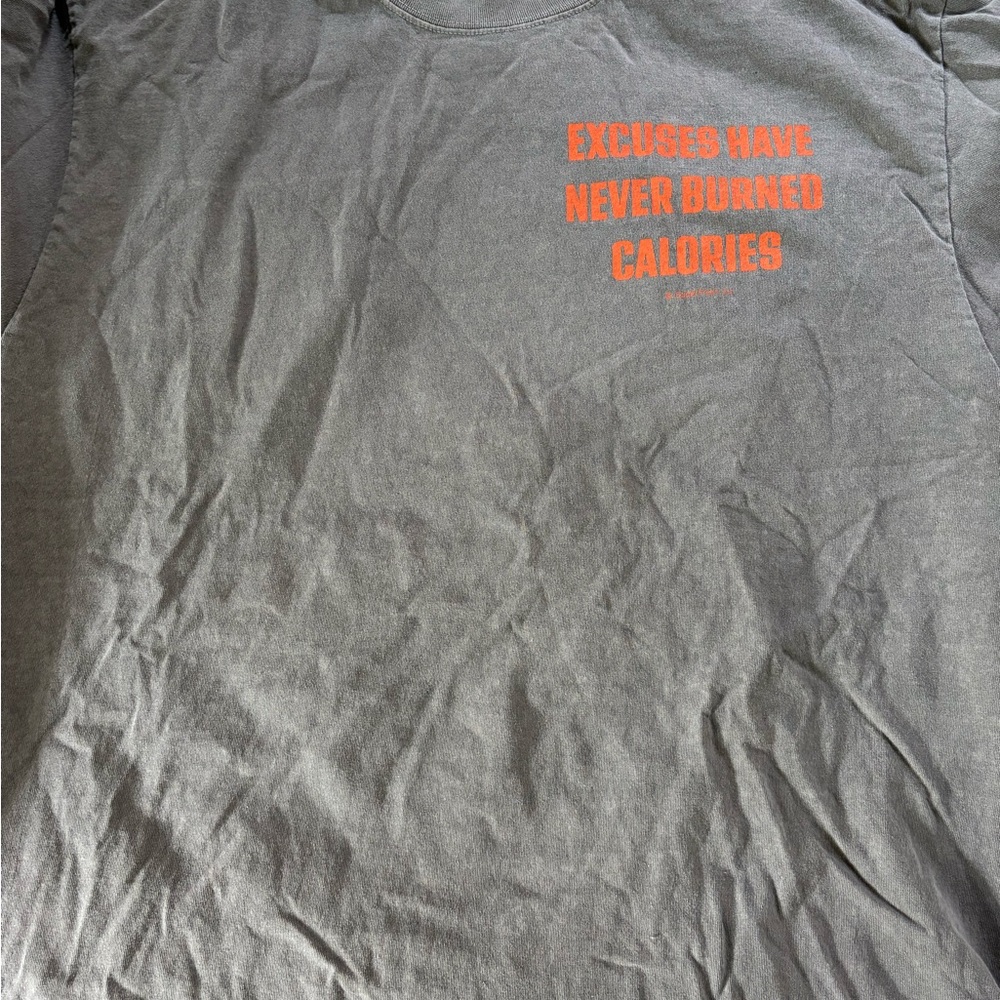Superfresh Gray Short Sleeve Tee with Orange Print